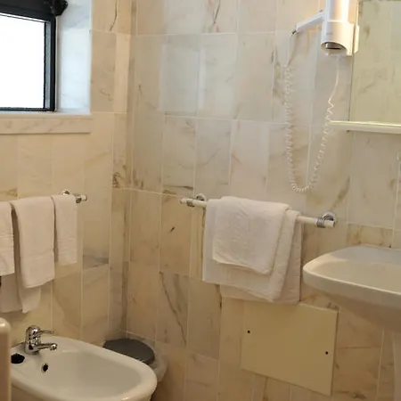 Gasthof Residencia Agua De Madeiros