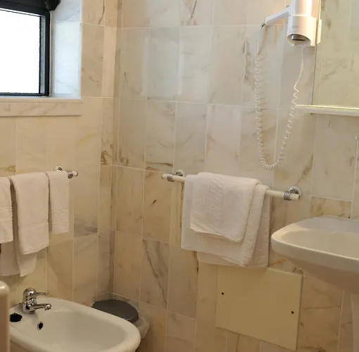 Pensión Residencia Agua De Madeiros