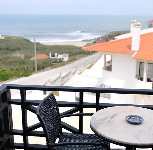 Pensión Residencia Agua De Madeiros São Pedro de Muel