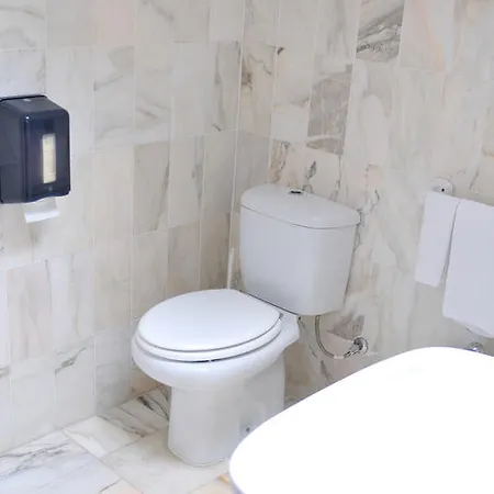 בית הארחה Residencia Agua De Madeiros סאו פדרו דה מואל