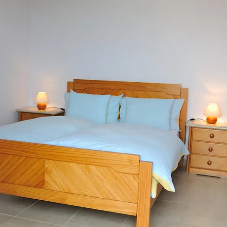 בית הארחה Residencia Agua De Madeiros סאו פדרו דה מואל